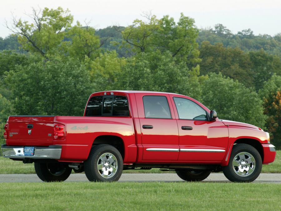  Dodge Dakota Quad Cab 2004 года  (фото 9 из 11)